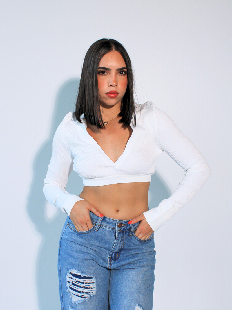 Babe V-Neck Crop Top